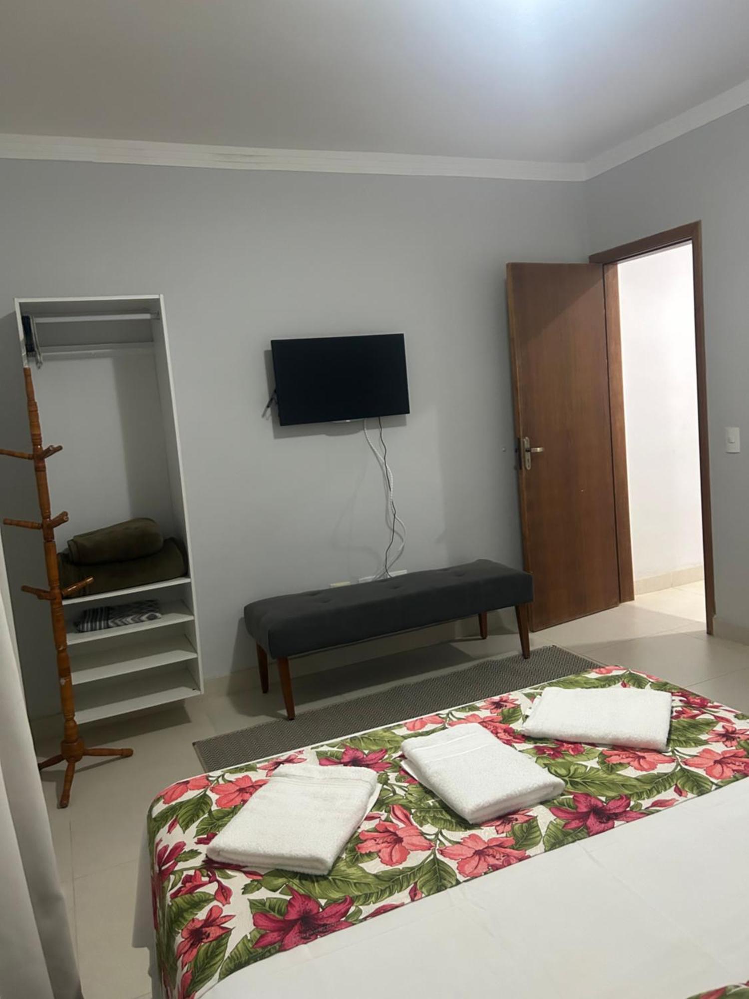 Hotel Residencial Camburya à Camburi  Extérieur photo
